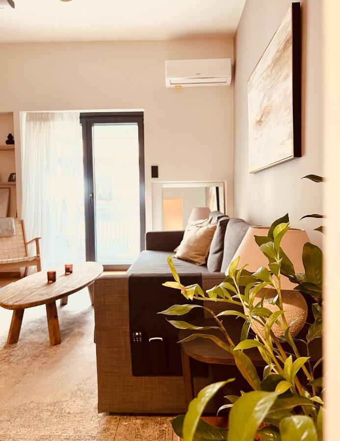 2 Bedroom Apt - Live Like A Local In Kolonaki เอเธนส์ ภายนอก รูปภาพ