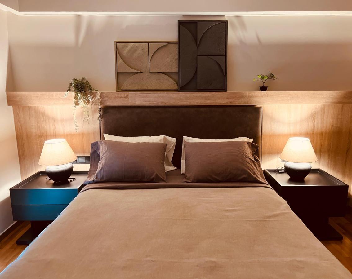 2 Bedroom Apt - Live Like A Local In Kolonaki เอเธนส์ ภายนอก รูปภาพ