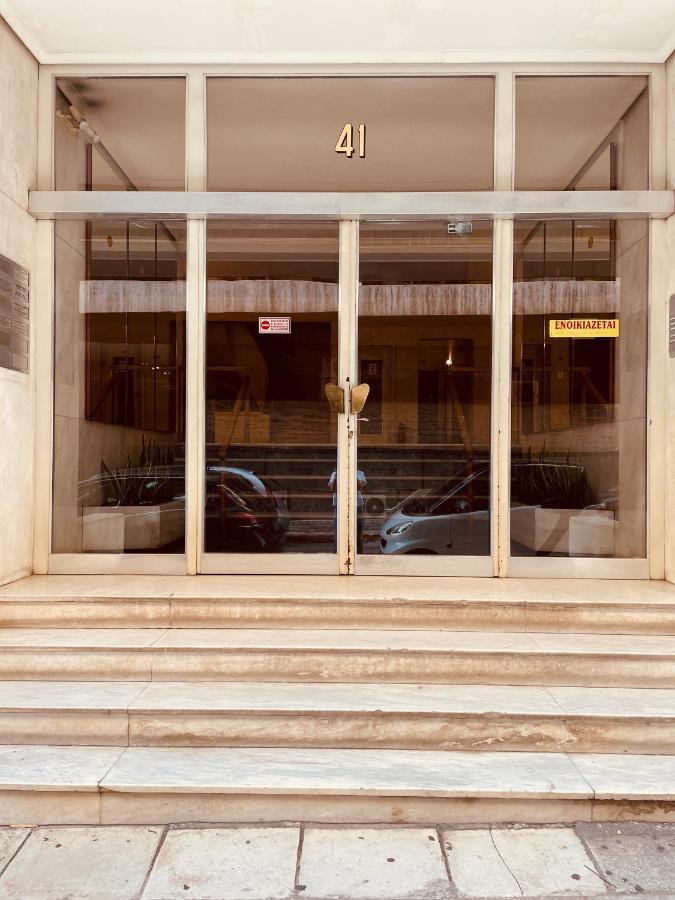 2 Bedroom Apt - Live Like A Local In Kolonaki เอเธนส์ ภายนอก รูปภาพ